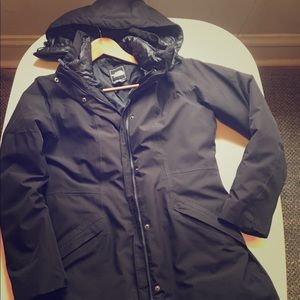 Women’s North Face Down Filled Convertible Parka